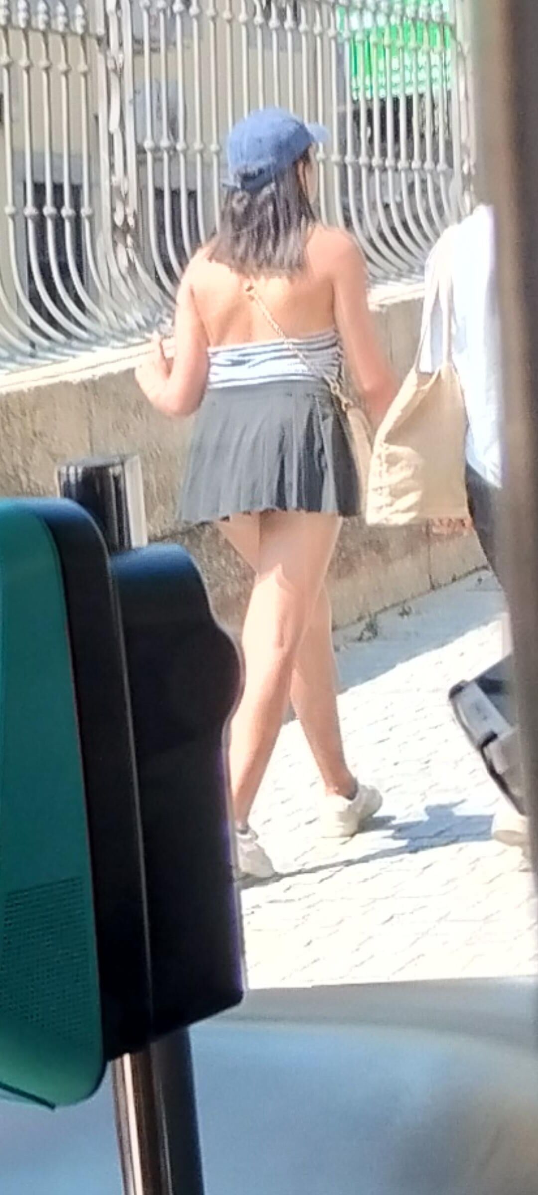 quelques salopes dans la rue