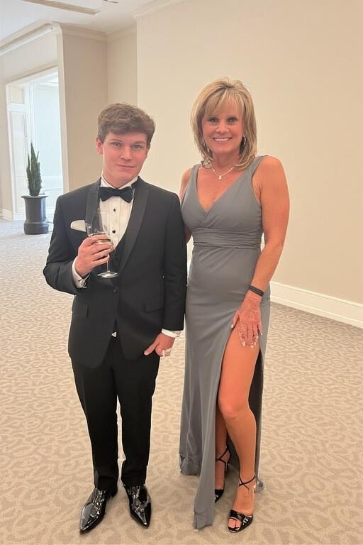 Kind nebenan brachte meine Frau zum Abschlussball