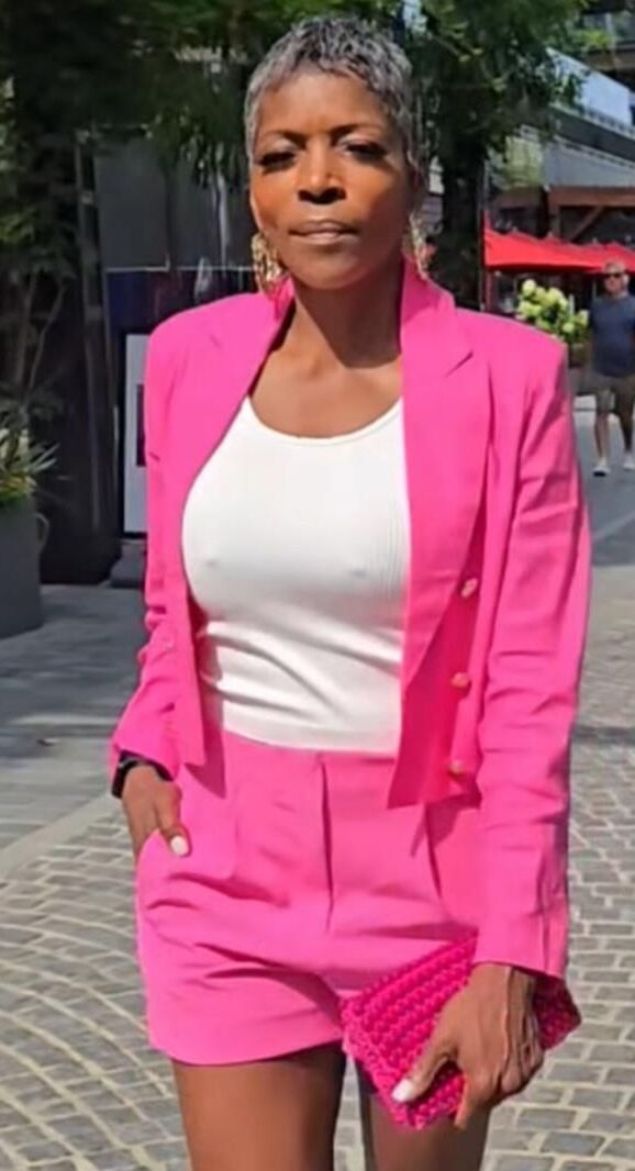 Fit Ebony Gilf