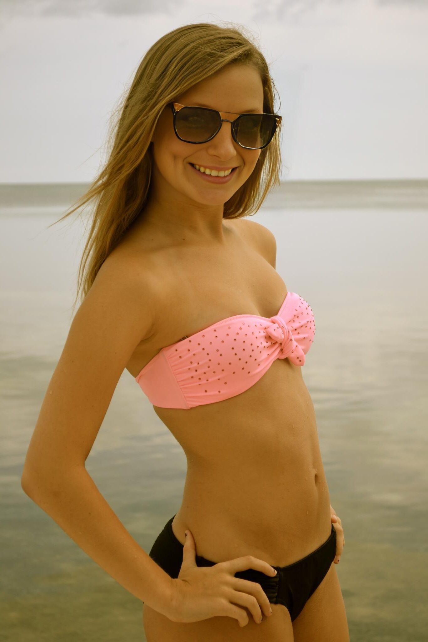 S.U. got a lot of bikinis
