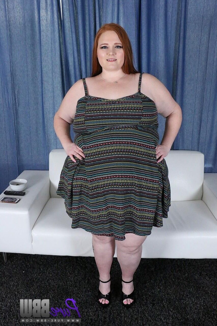 SSBBWジュリージンジャーレッドヘッドビューティー