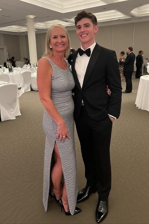 Kind nebenan brachte meine Frau zum Abschlussball