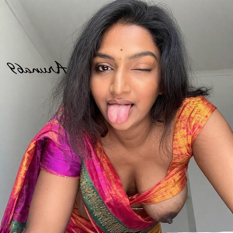 Esposas safadas de desi indiano sexy na câmera
