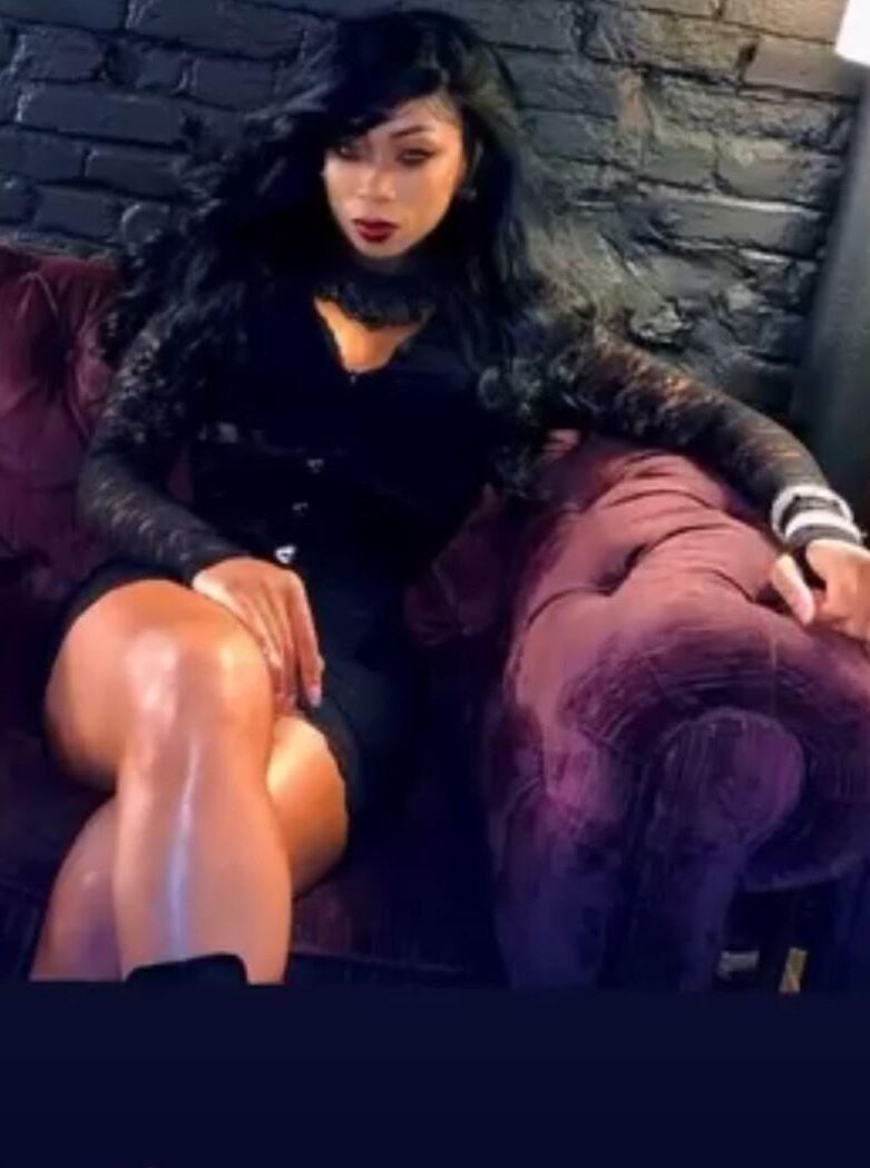 Ebony Women Lovers
