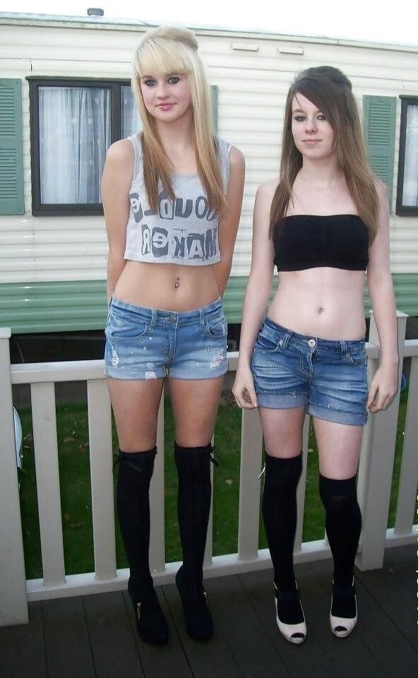 Sexy dresses and outfits 