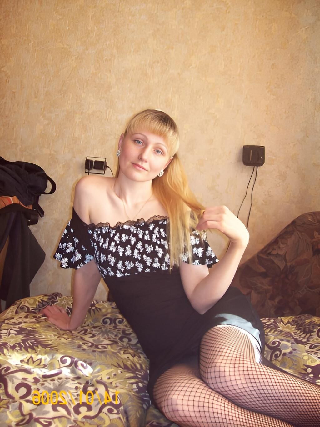 Blonde slut Tanya from Petersburg