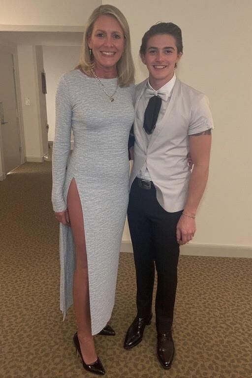 Kind nebenan brachte meine Frau zum Abschlussball