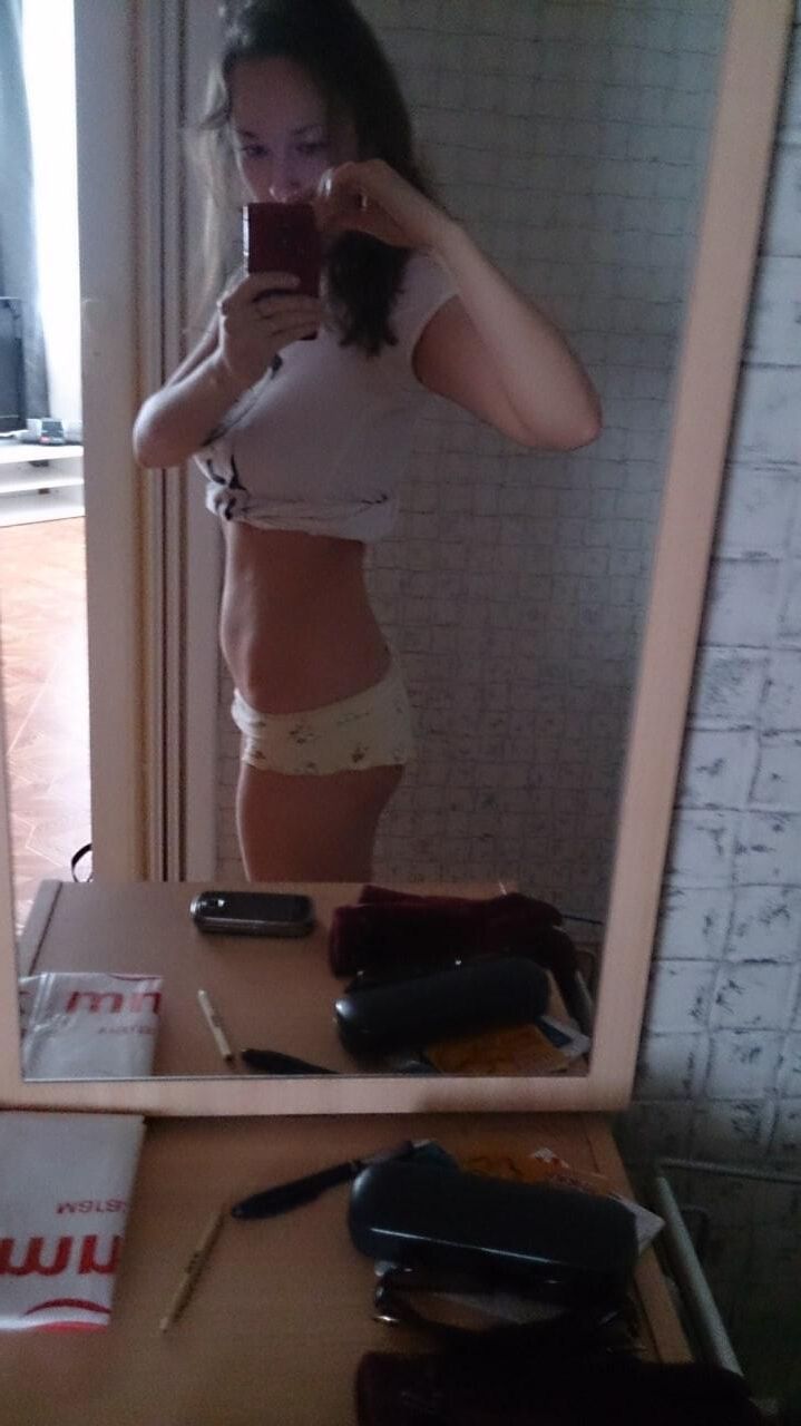 Hotwife Evgeniya von Cuck ausgesetzt