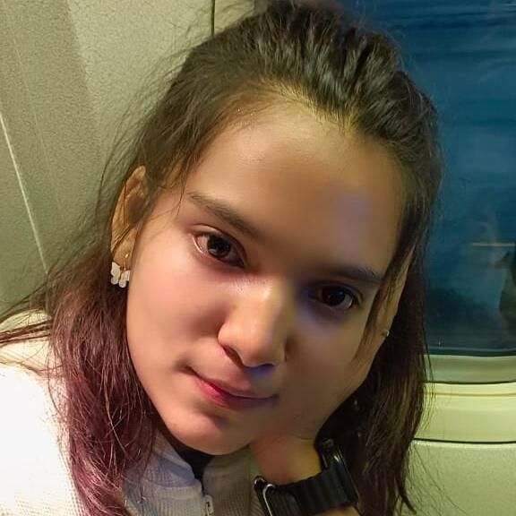 Adolescente indiano Sapna