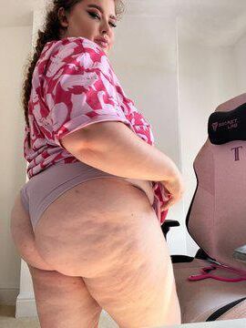 BBW Дженни Лав