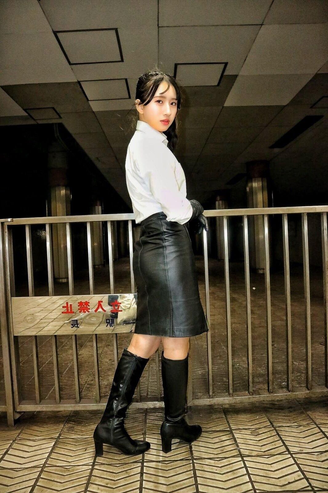 Asian, Lack, Nylons 