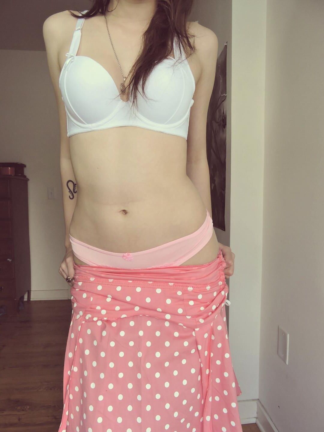 Jovem magro adolescente