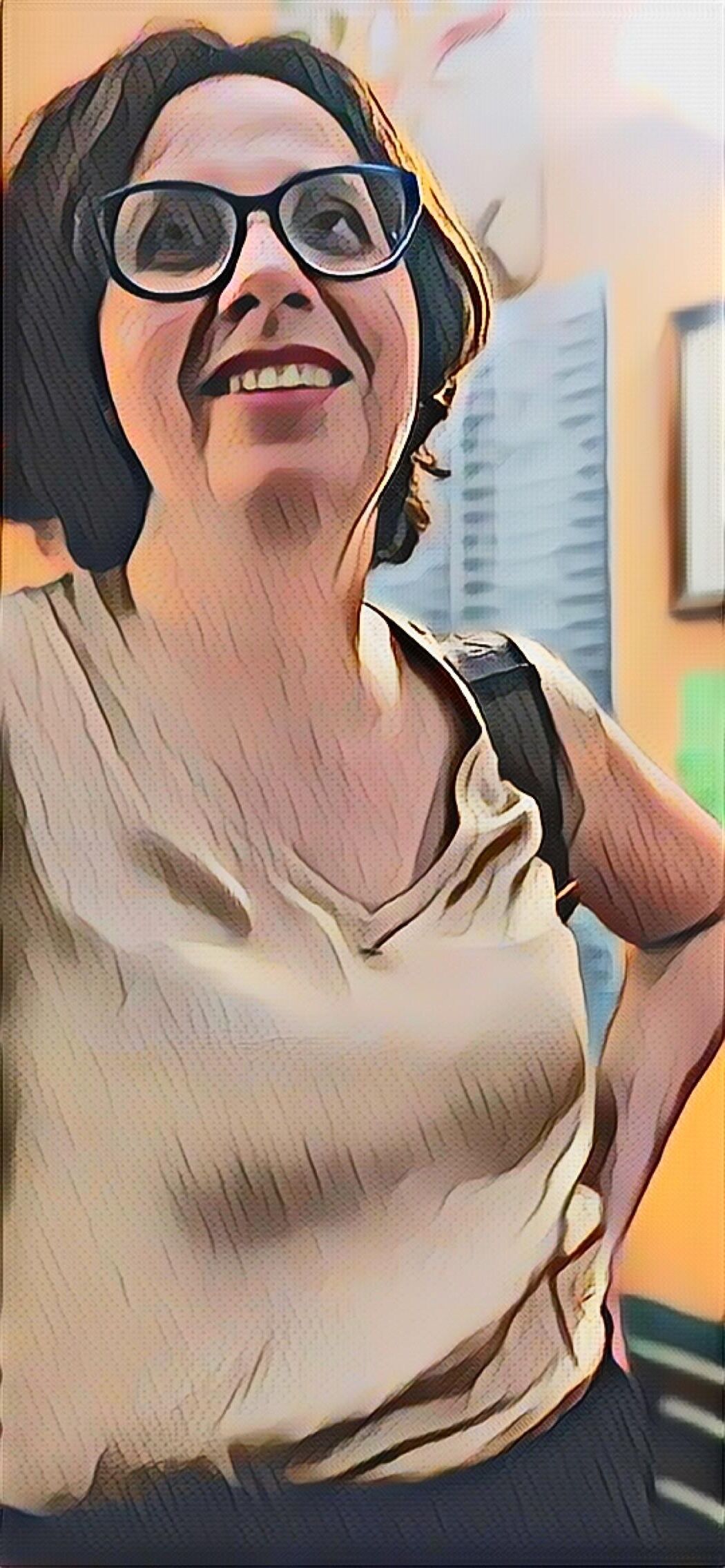 Cartoon unter dem Kleid die durchbohrten Brustwarzen