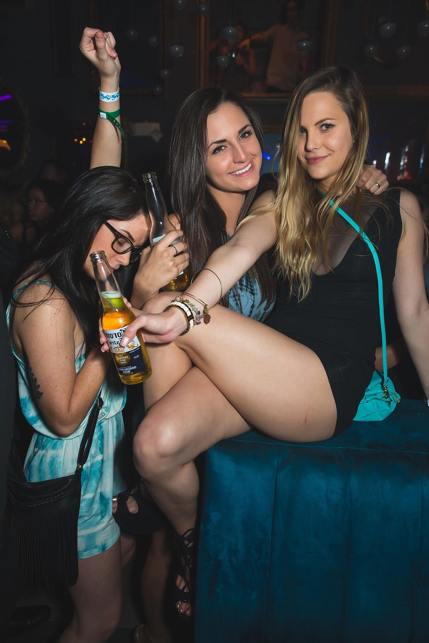 Crossed legs candid and webfinds (NN)