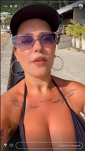 STUPID BIG BOOBS