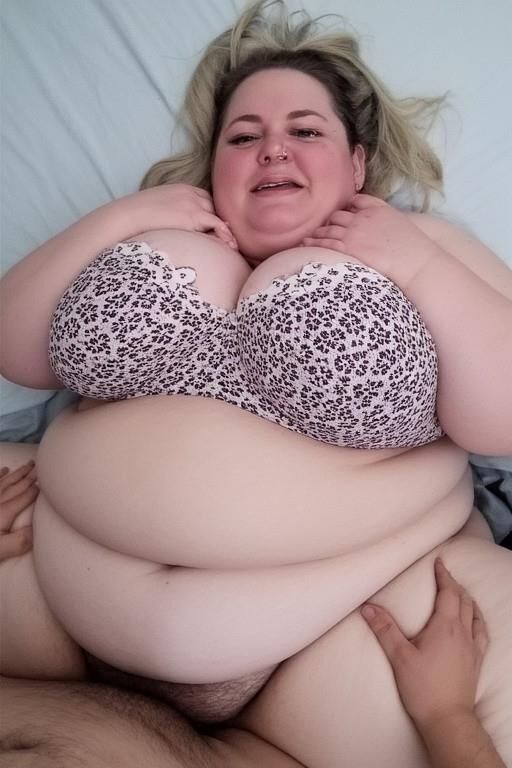 Благодаря BBWS трахается