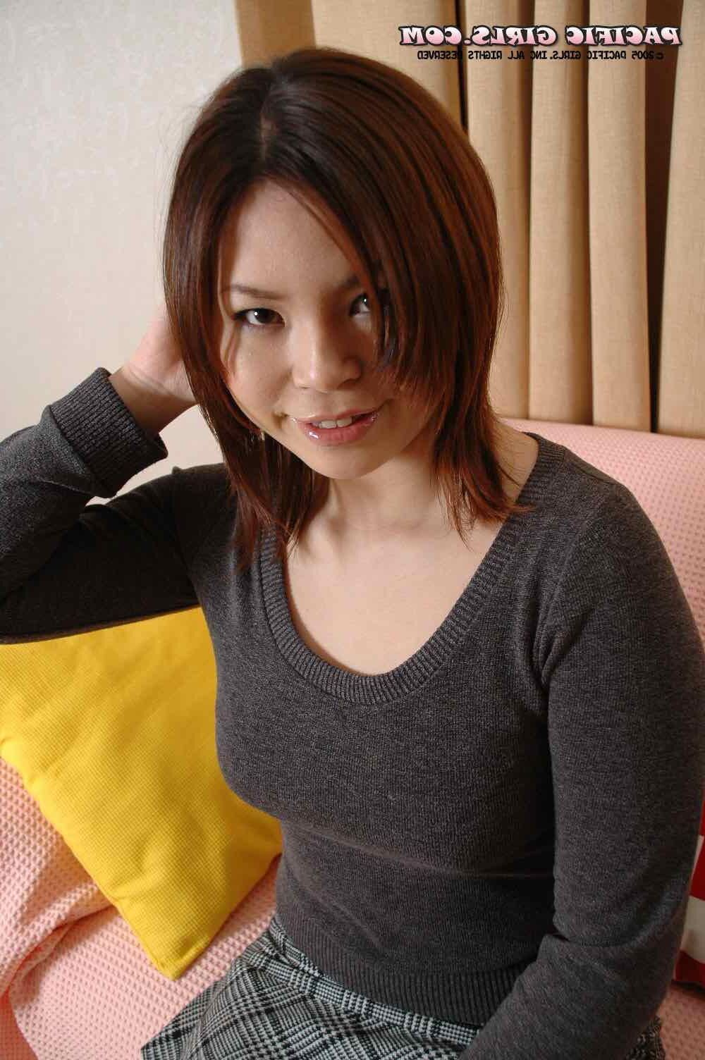Pacificgirls Satomi entspannte sich am besten