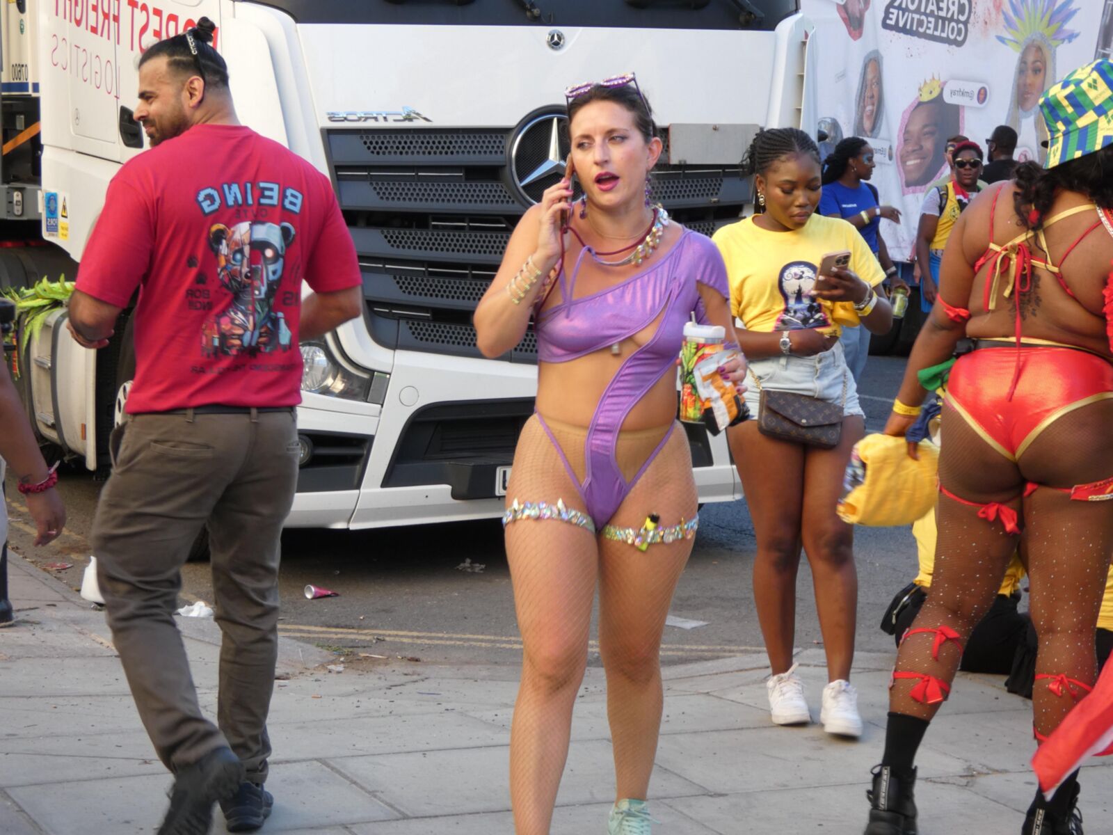 Carnival mauve
