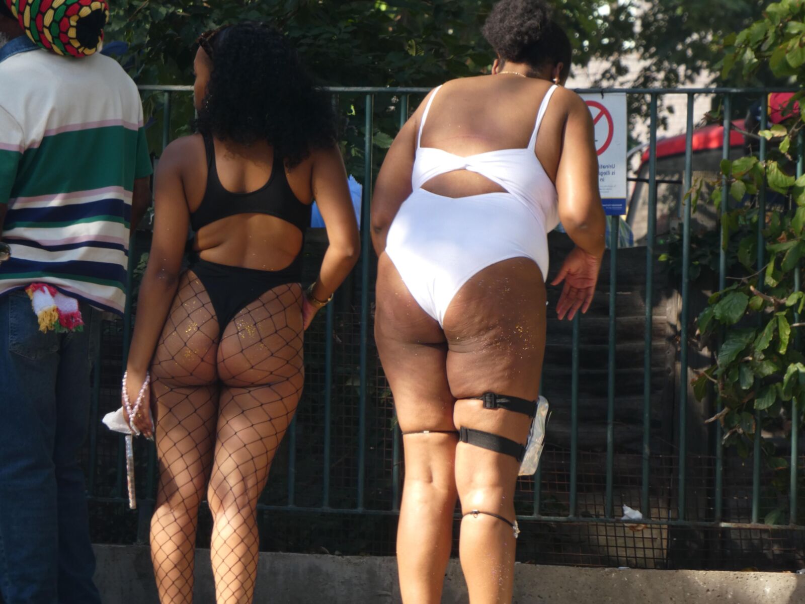 Carnival bottis 