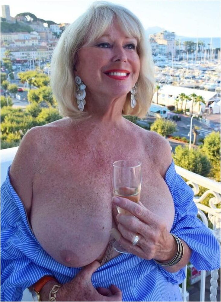 BEST of NOW our lovely LADY DIANE'S JEWELS!