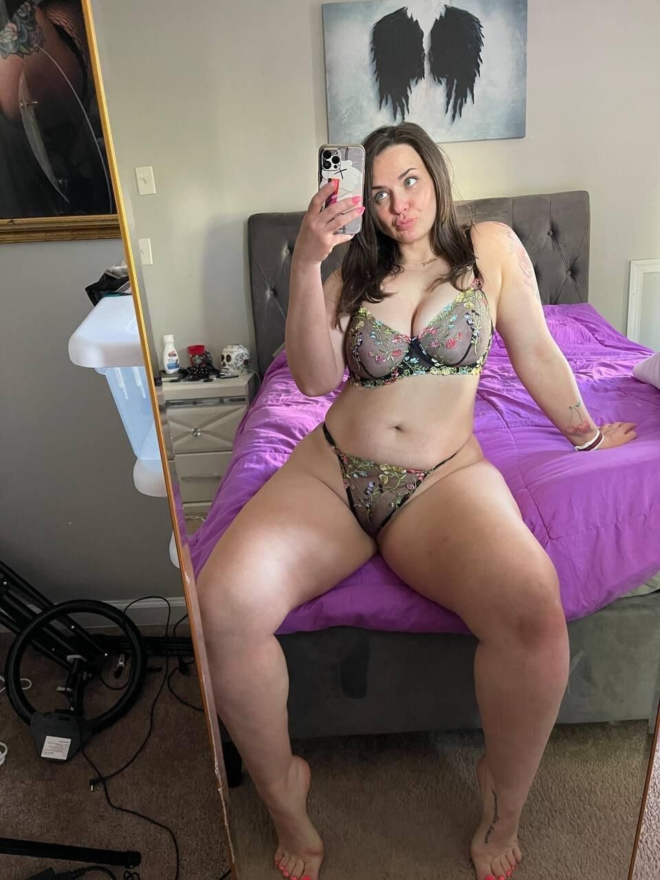 Hot milf Jessica