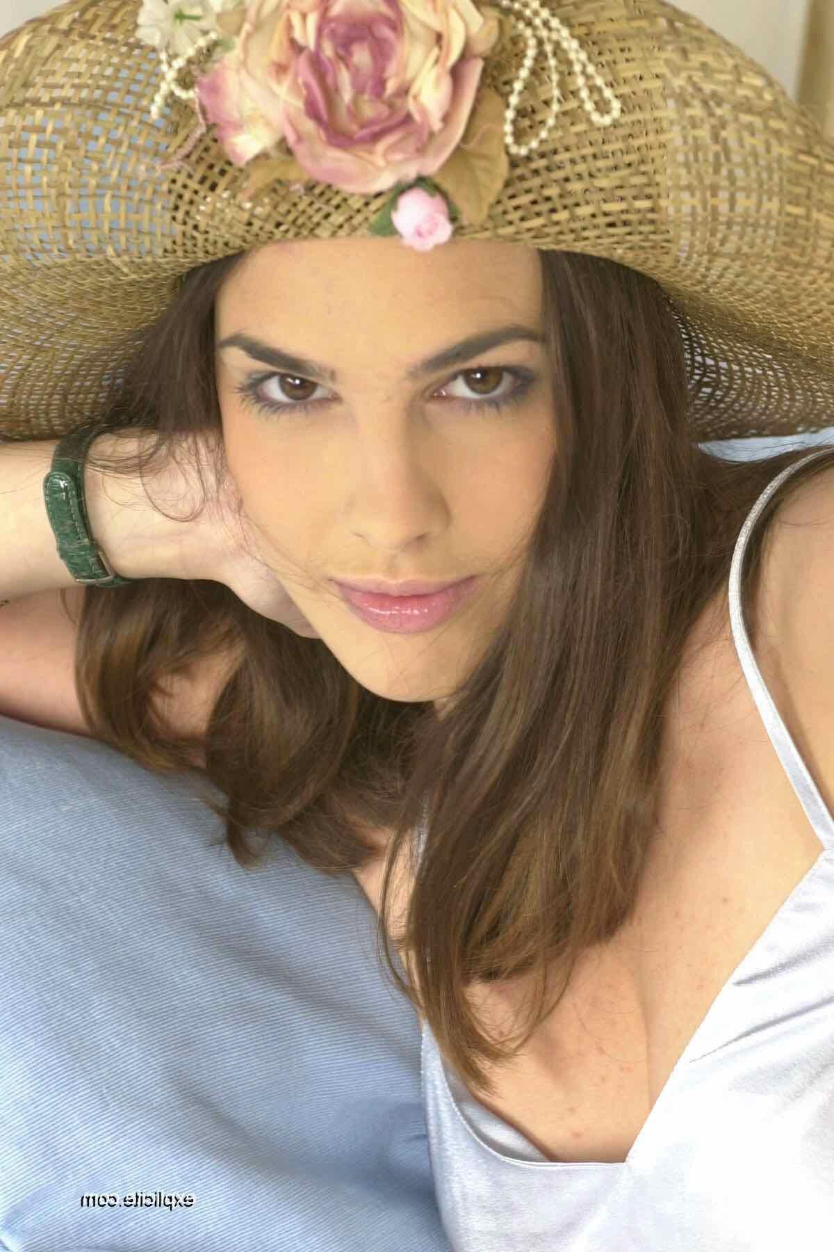 Explicite Margot Spring Busch liegt in der Luft