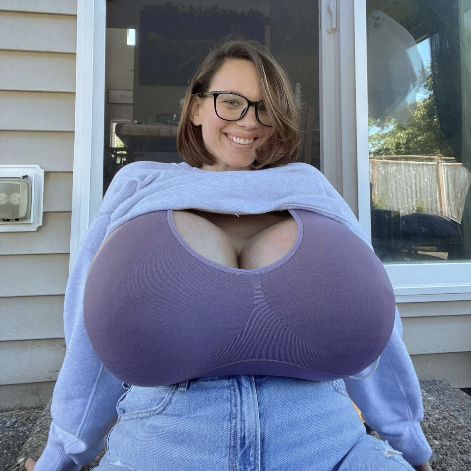 Brittany Elizabeth Pawg Milf 