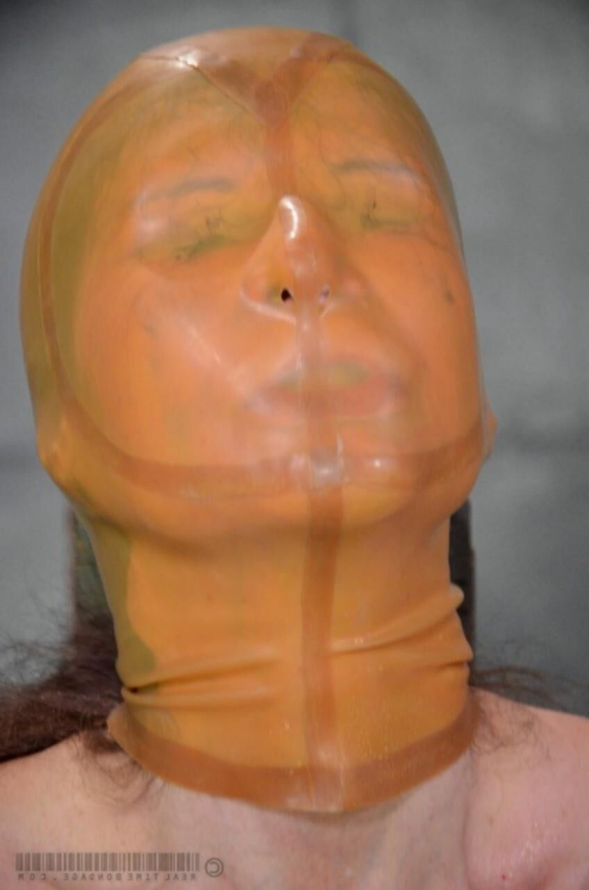 Paintoy Emma  BDSM Model