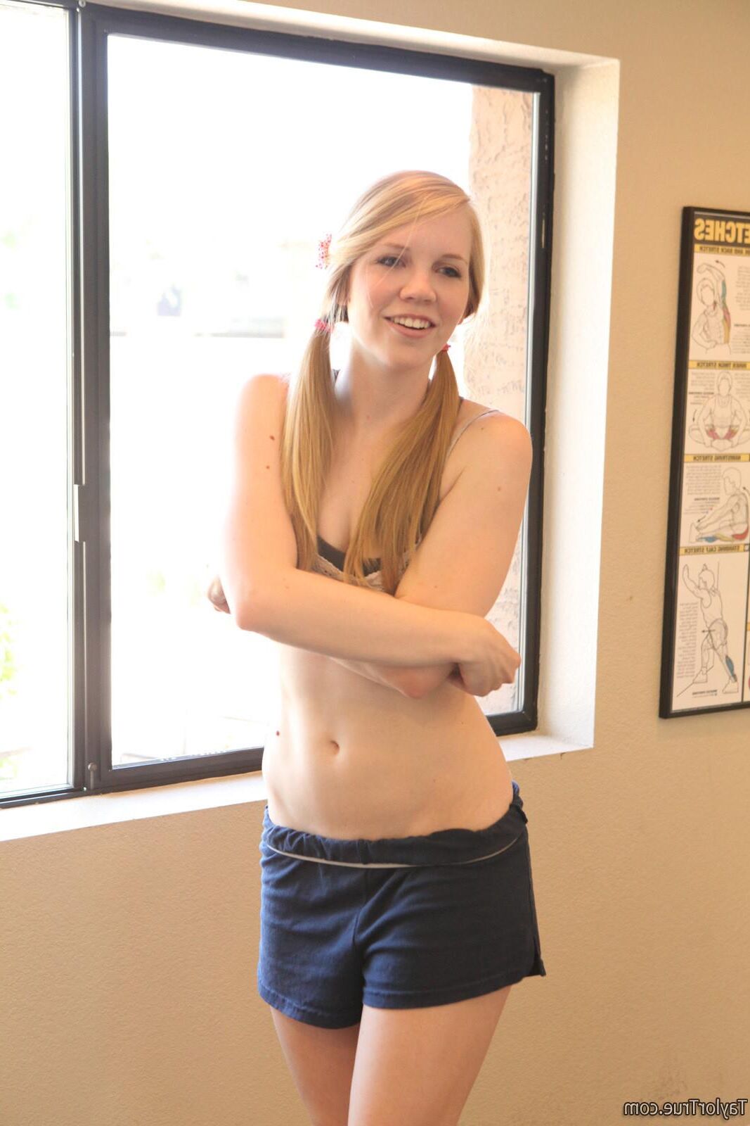 TaylorTrue TAYLOR Naughty in gym