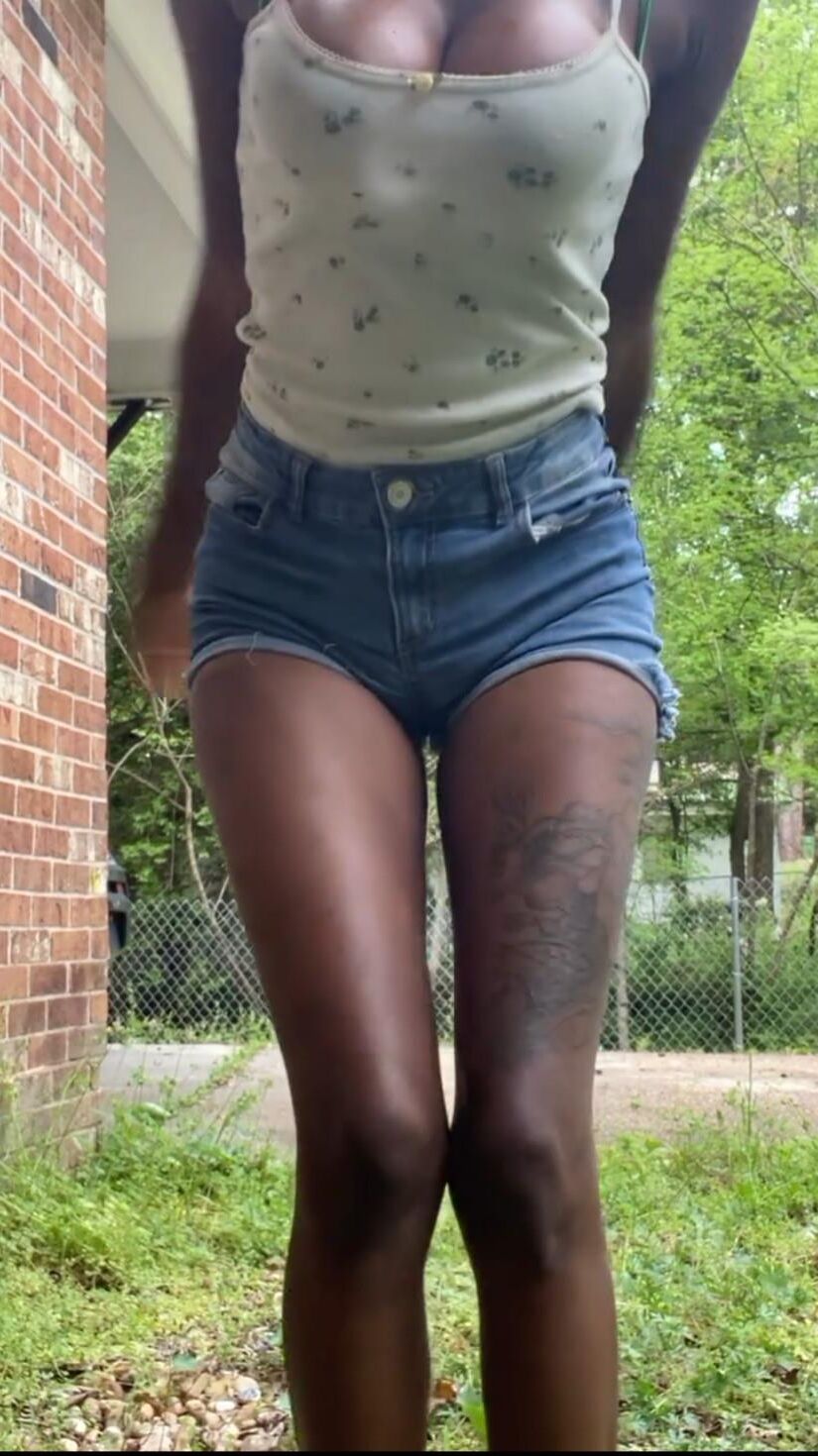 Slim Black Ebony com Big Butt