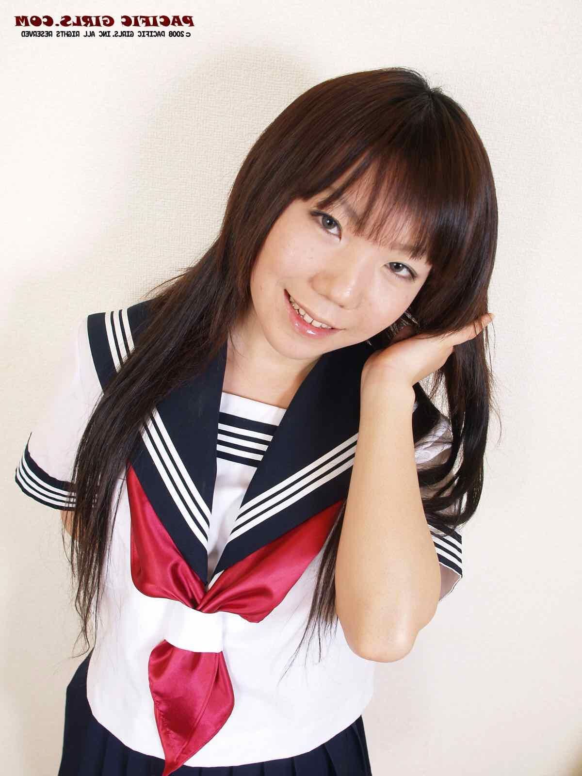 Pacificgirls Chiharu ihre Muschi -Intro