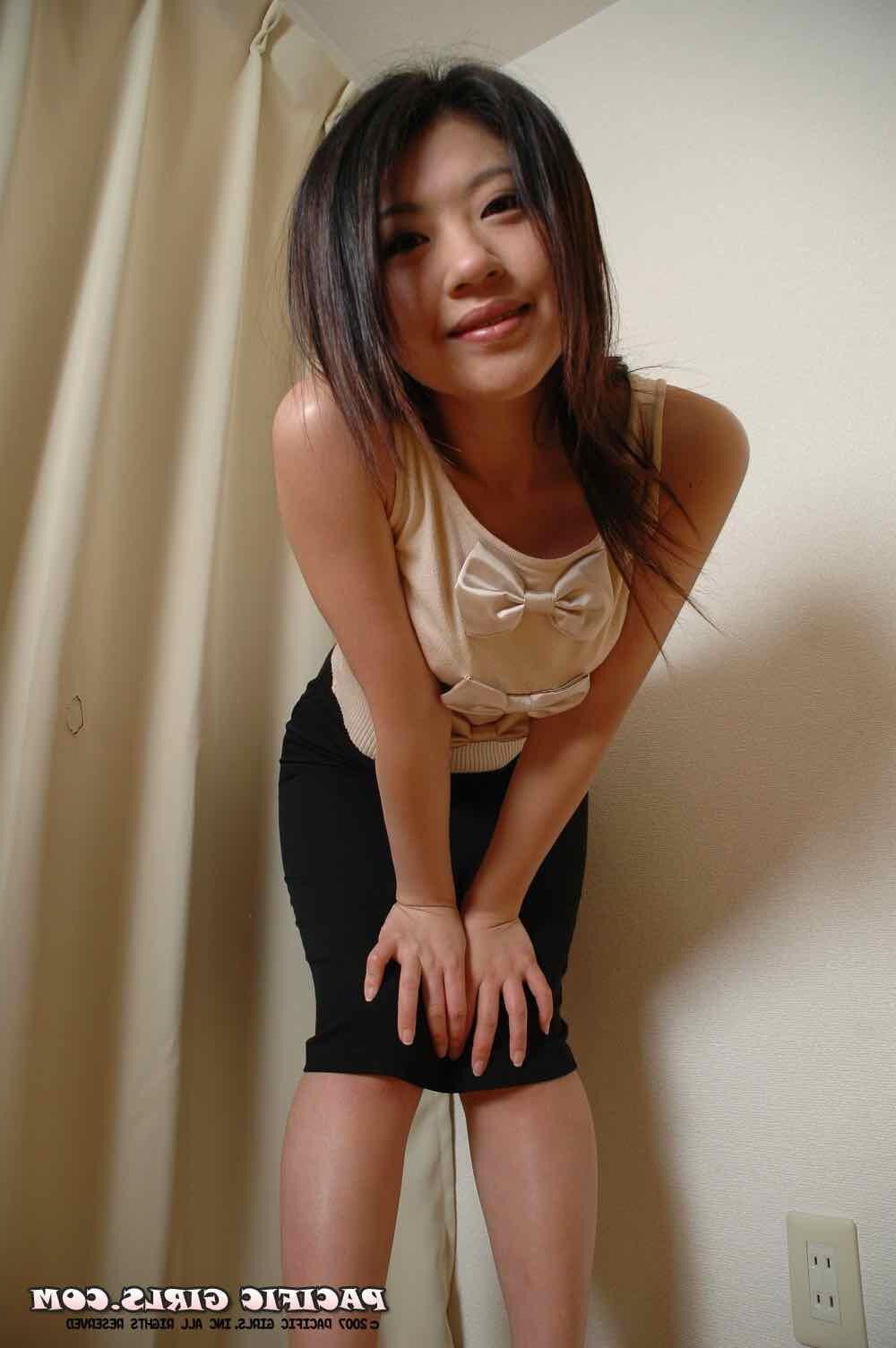 Pacificgirls Riona verführt mich