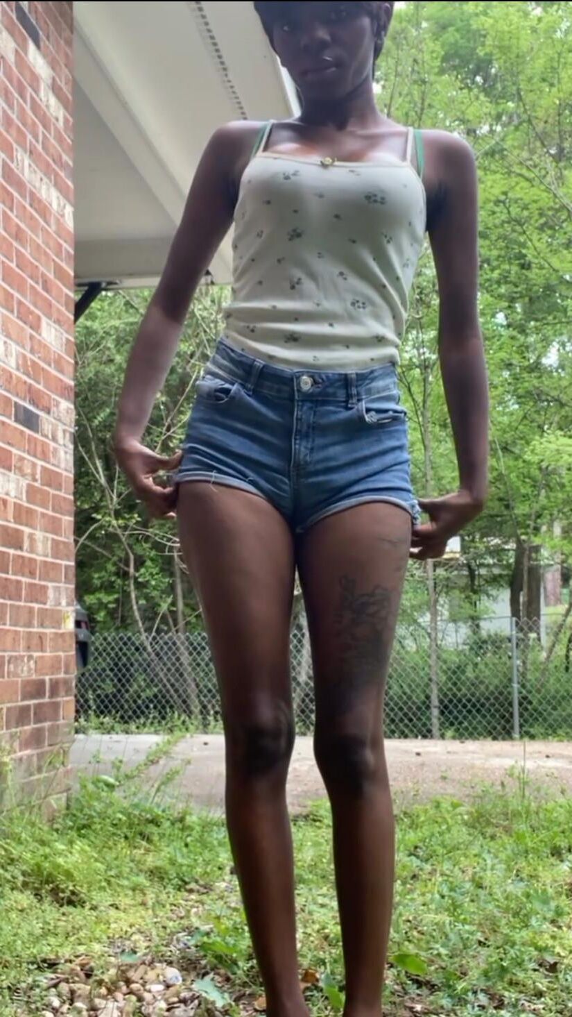 Slim Black Ebony com Big Butt