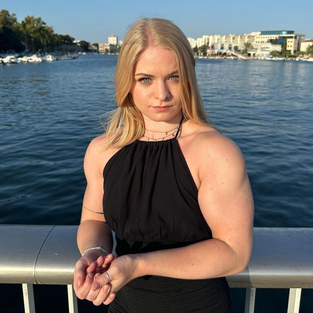 Eva B