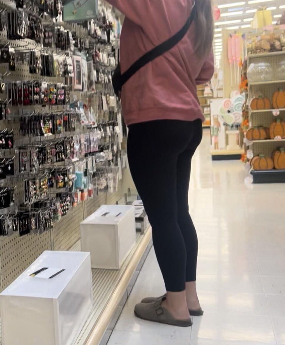 Garotas aleatórias de bunda apertada