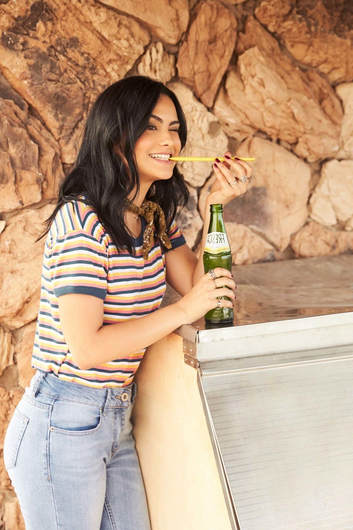 Jeans Camila Mendes