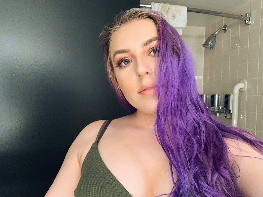Lauren is a Sexy Booty Hoe