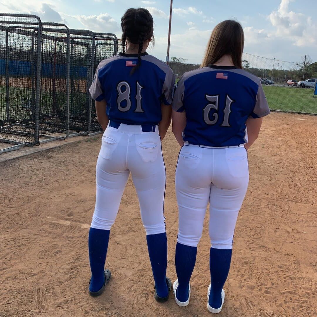 Phat booty softball pawgs para bbc
