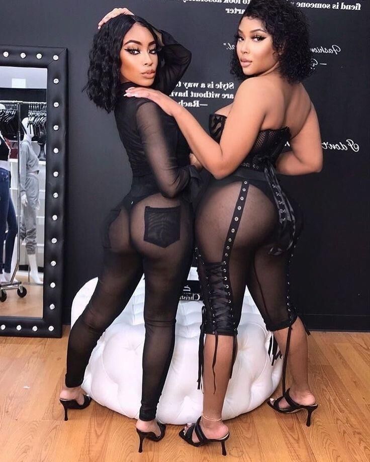 SHEER OR SEE THROUGH CLOTHES /// ROPA TRANSPARENTE