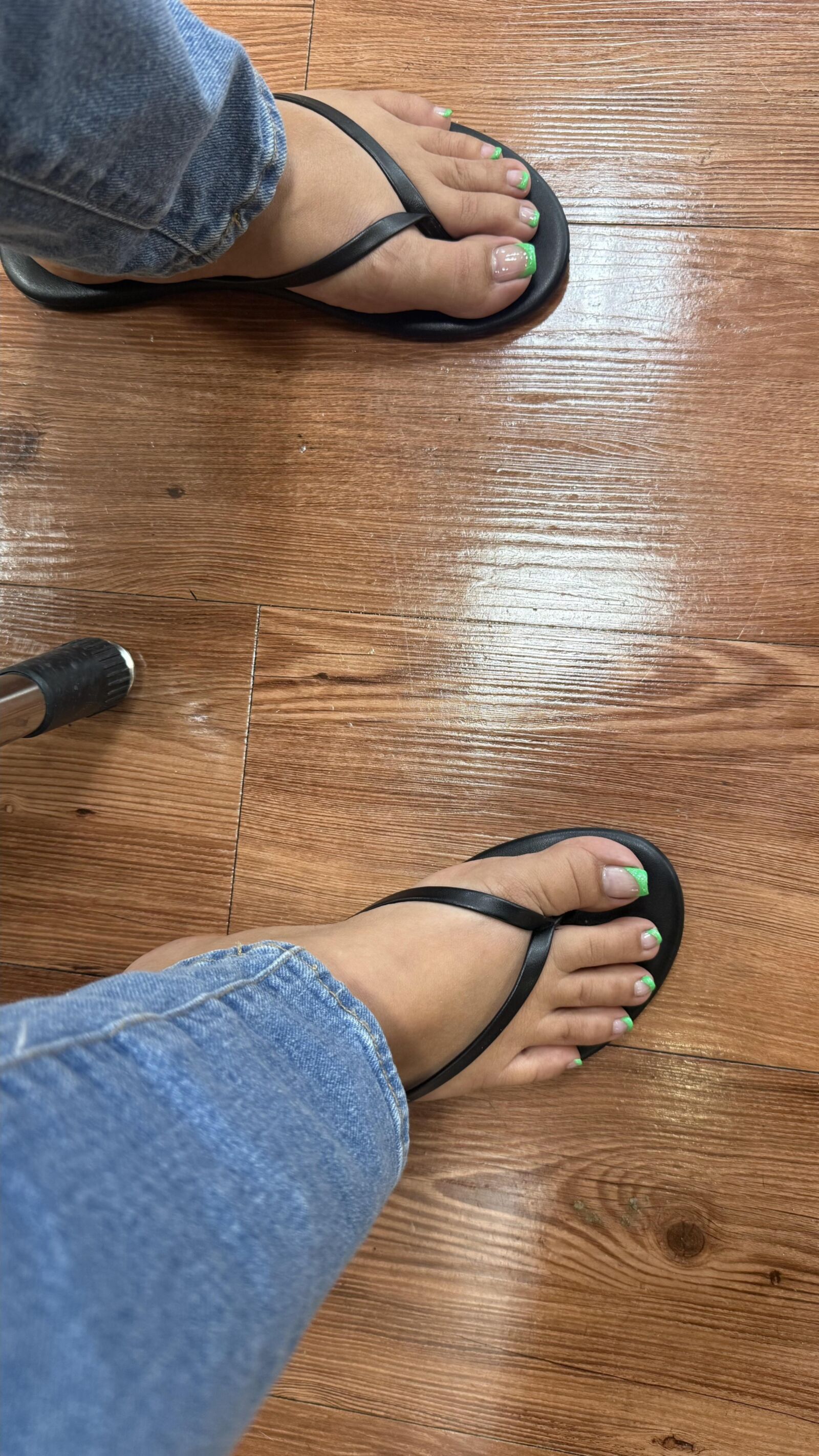 Limegreen FrenchTip Toes N Soles