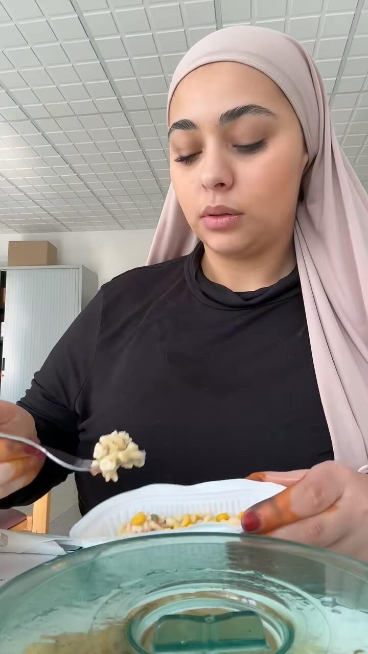 Puta esposa árabe bbw grandes mamas expôs seu rosto a degradou