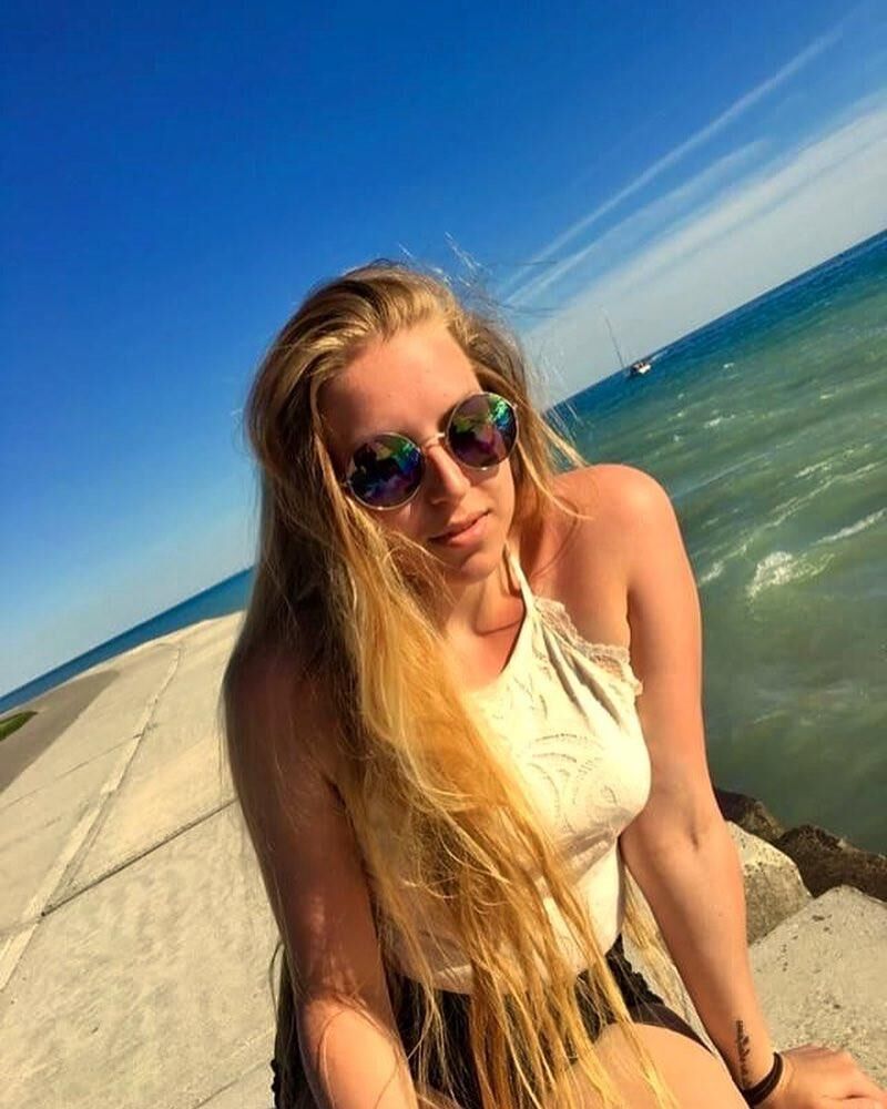 Lauren is a Sexy Booty Hoe