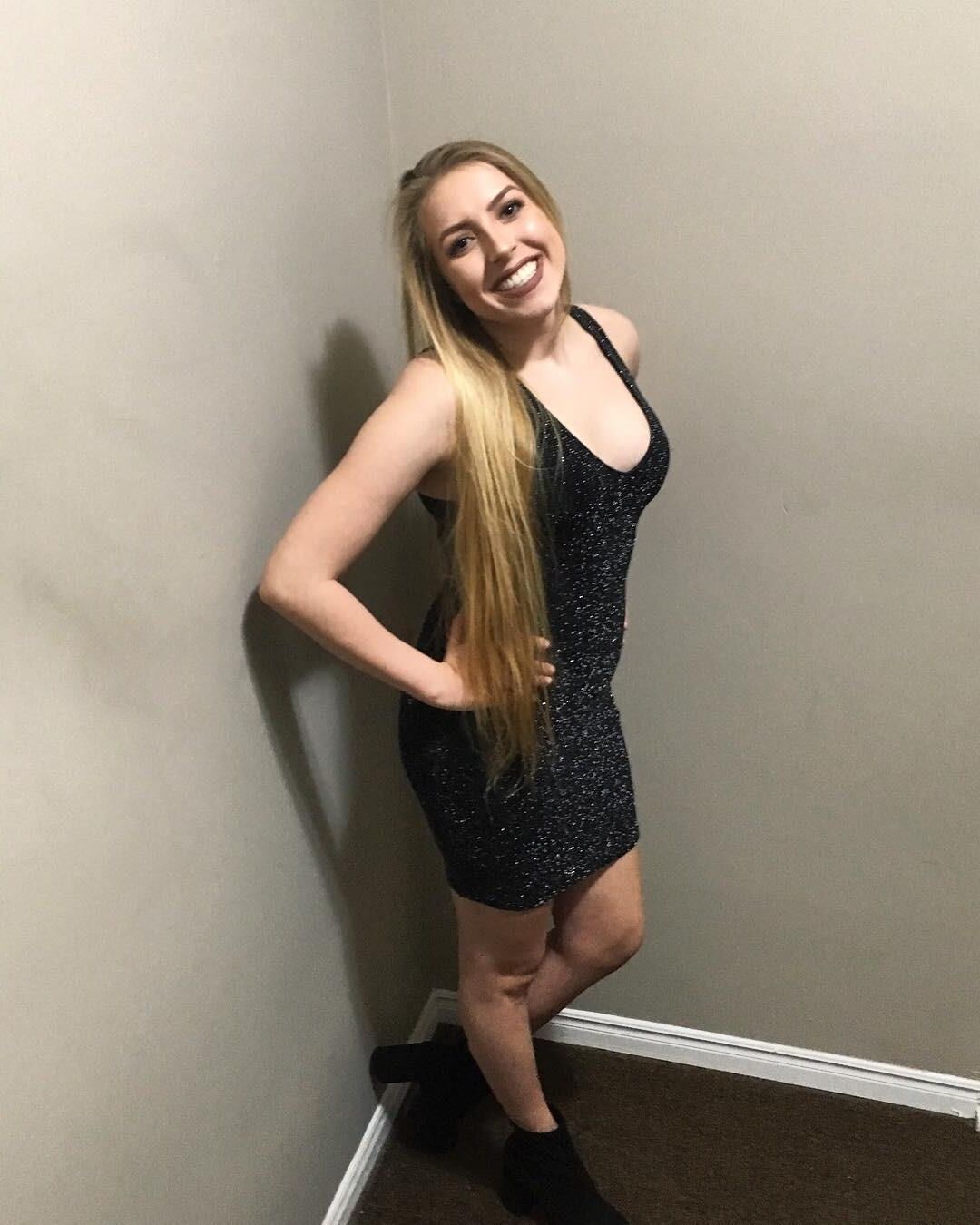 Lauren is a Sexy Booty Hoe