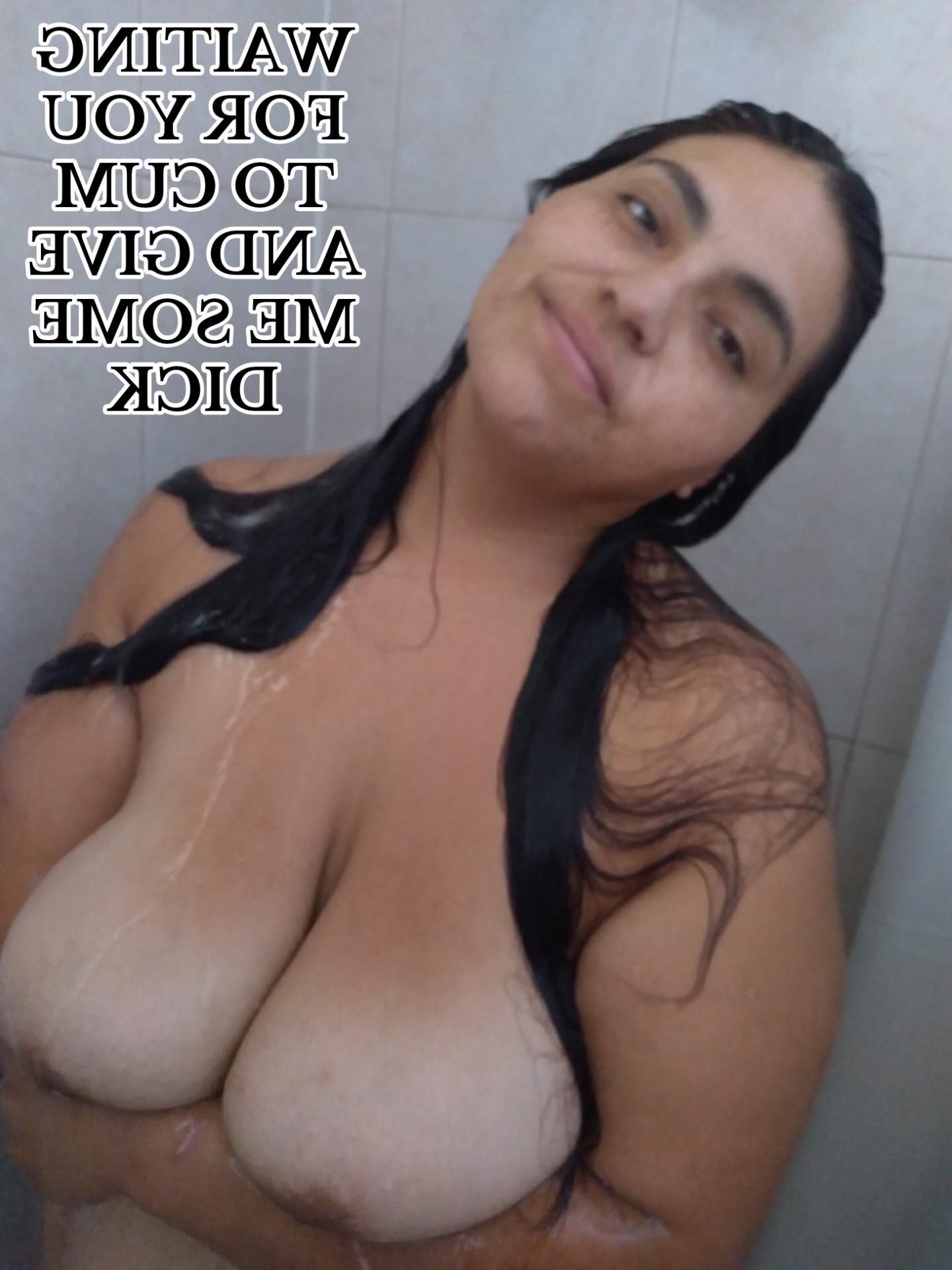 Моя бывшая Ана Руис - моя душевая шлюха