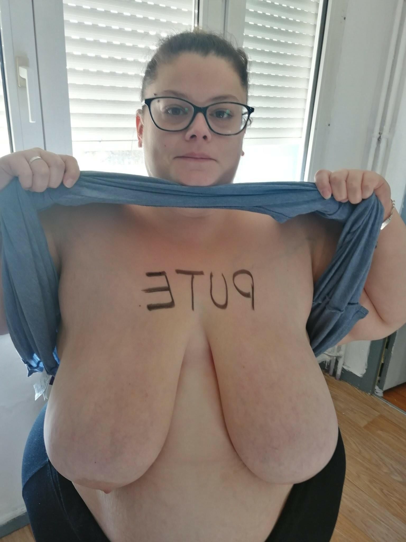 et'est en francais、ムッシュー...