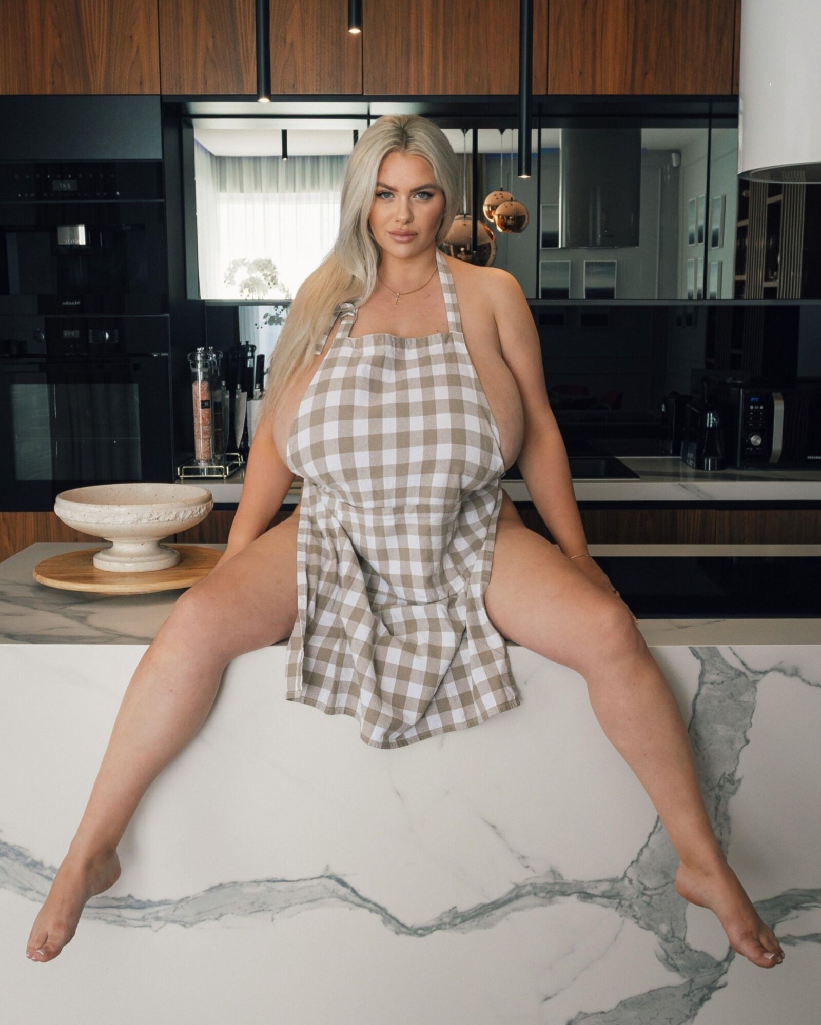 Nina gigantes seios grandes butt butt beleza loira MILF Mixed Hot Shots