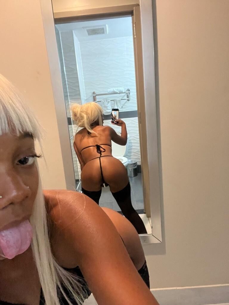 NYC Sexarbeiter Blondes Perücken Ebenholz