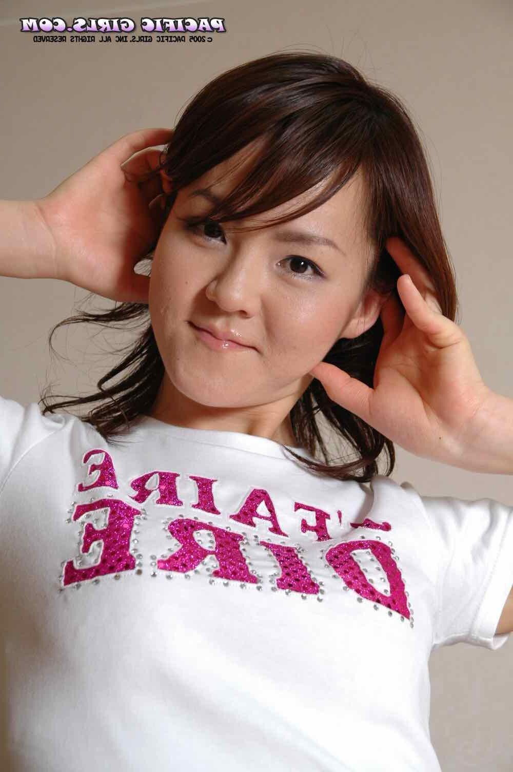PacificGirls HARUNA Slippery when wet