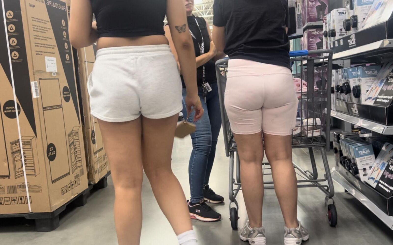 Garotas aleatórias de bunda apertada