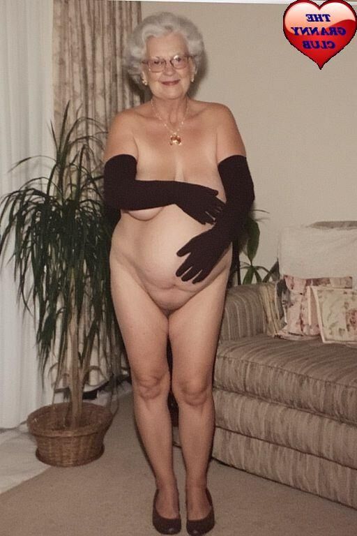 GRANNY CAME WELL DRESSED 